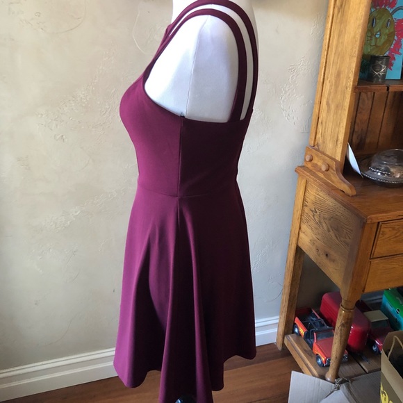 Juniors B Darlin Burgundy Semi-formal Dress - Picture 5 of 7